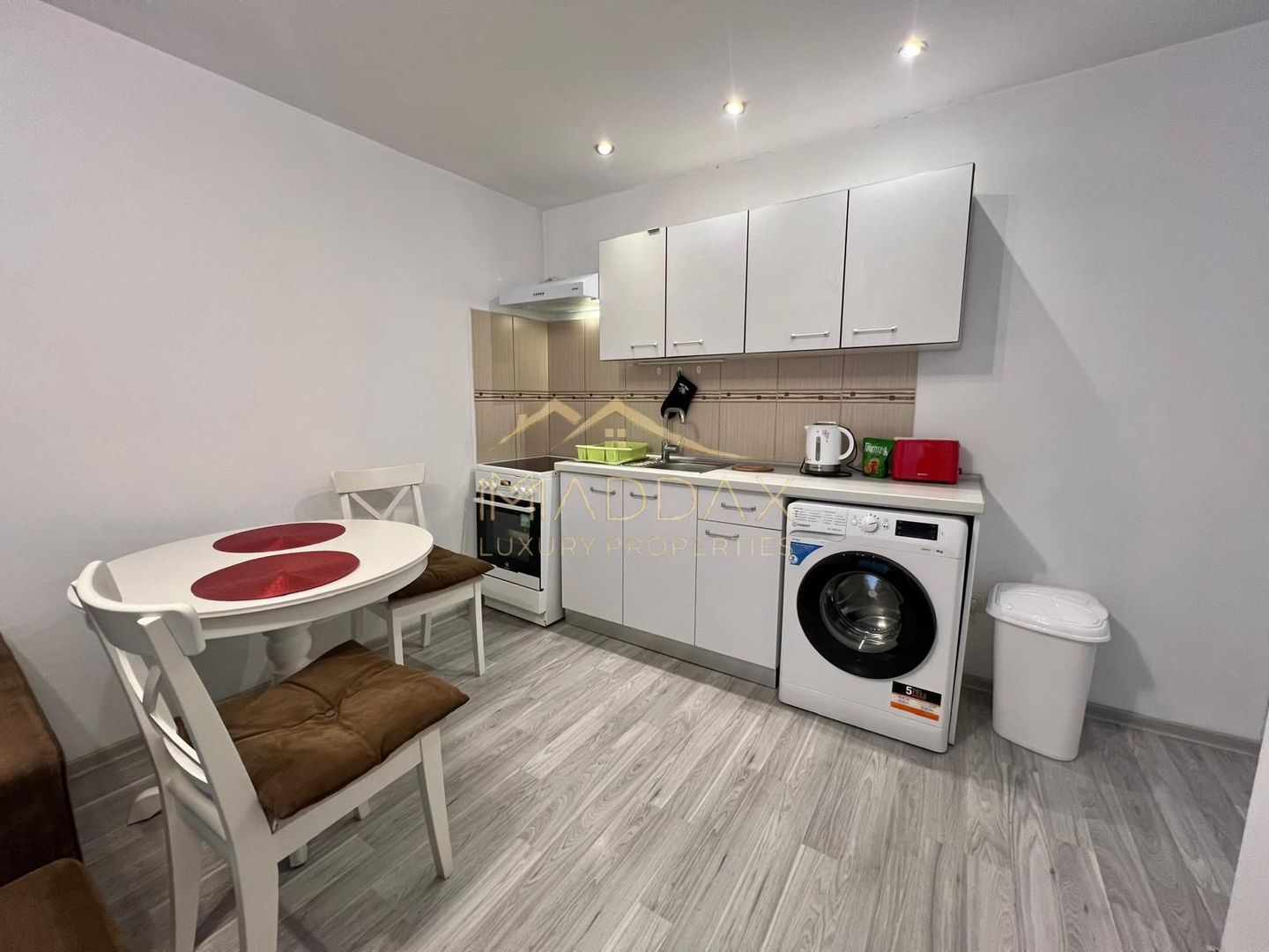 Oportunitate apartament 2 camere // Tineretului SINCAI - imaginea 8