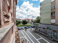 Apartament ultracentral cu 3 camere plus un bonus Comision 0