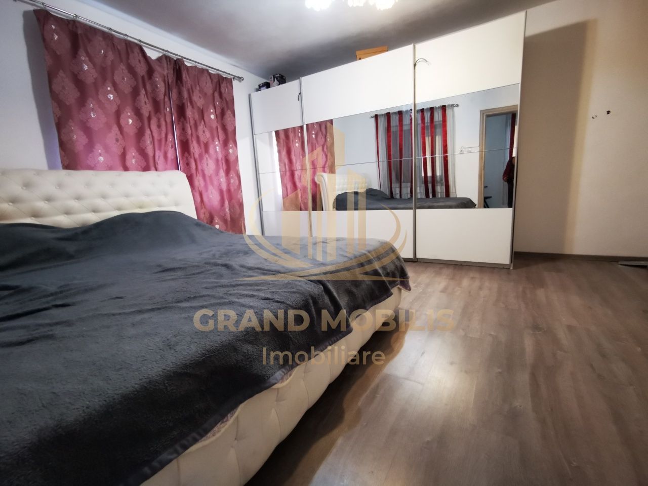 Casa individuala Mehala teren 740mp 200.000 Euro - imaginea 4