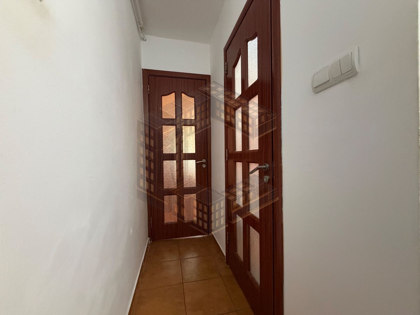 Apartament cu o camera, renovat, etaj intermediar, centrala, Girocului - imaginea 9