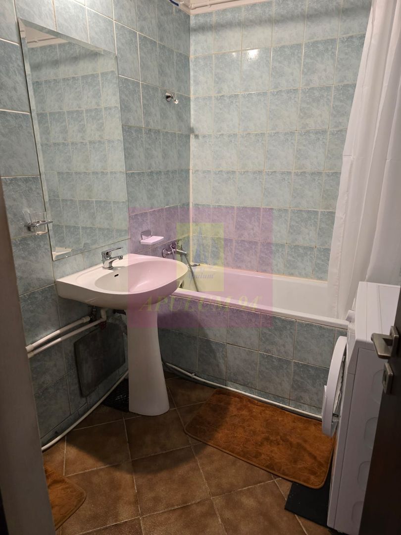 Vanzare apartament 2 camere bd Decebal stradal, parking - imaginea 9