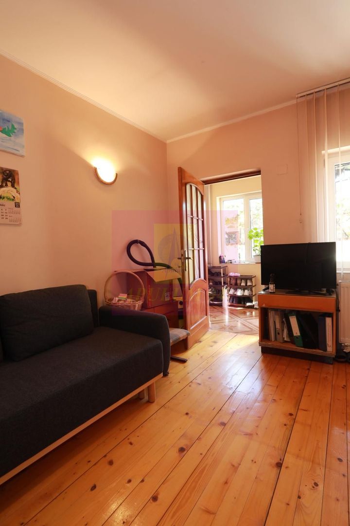Casa, 5 camere si curte, locatie centrala in Pantelimon, Ilfov - imaginea 18