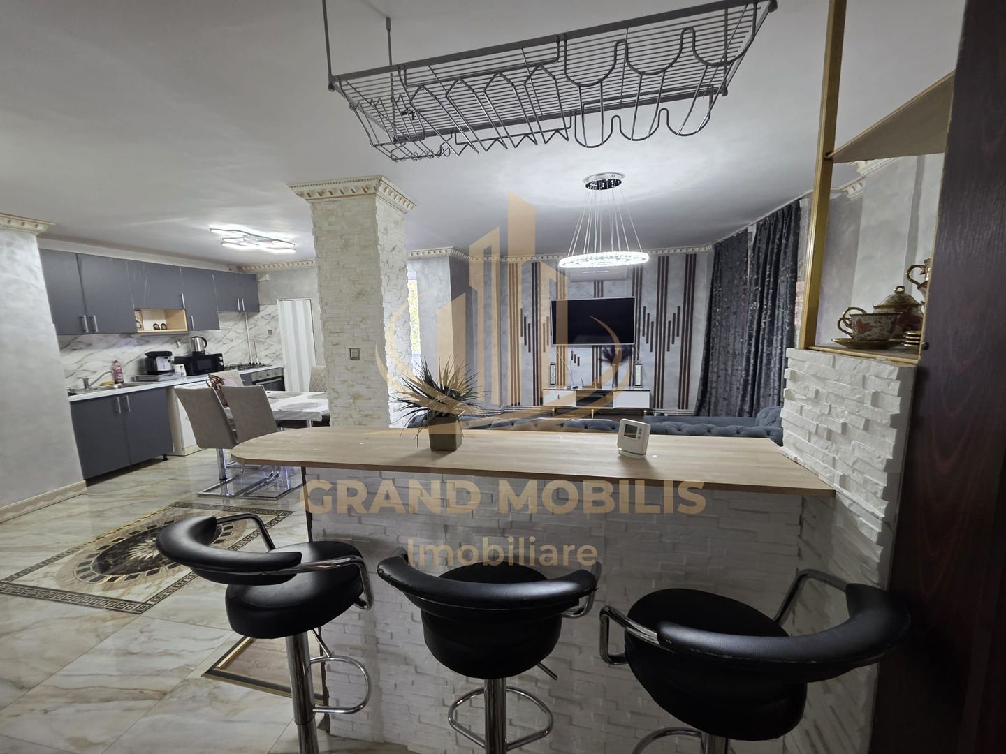 Ocazie! Apartament 4 camere – Calea Lipovei et. 2