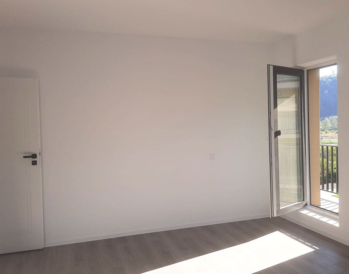 Apartament cu 3 camere situat la etajul 3 zona rezidentiala Rasnov - imaginea 17