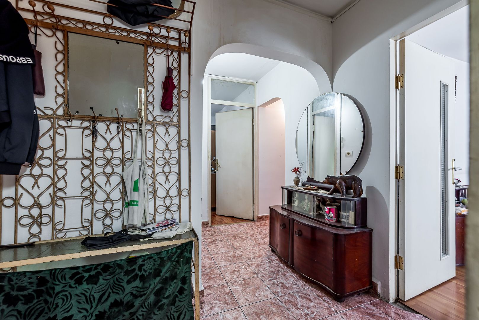 Imagine 9 - Apartament cu 3 camere decomandat la parter in Confectii Comision 0%