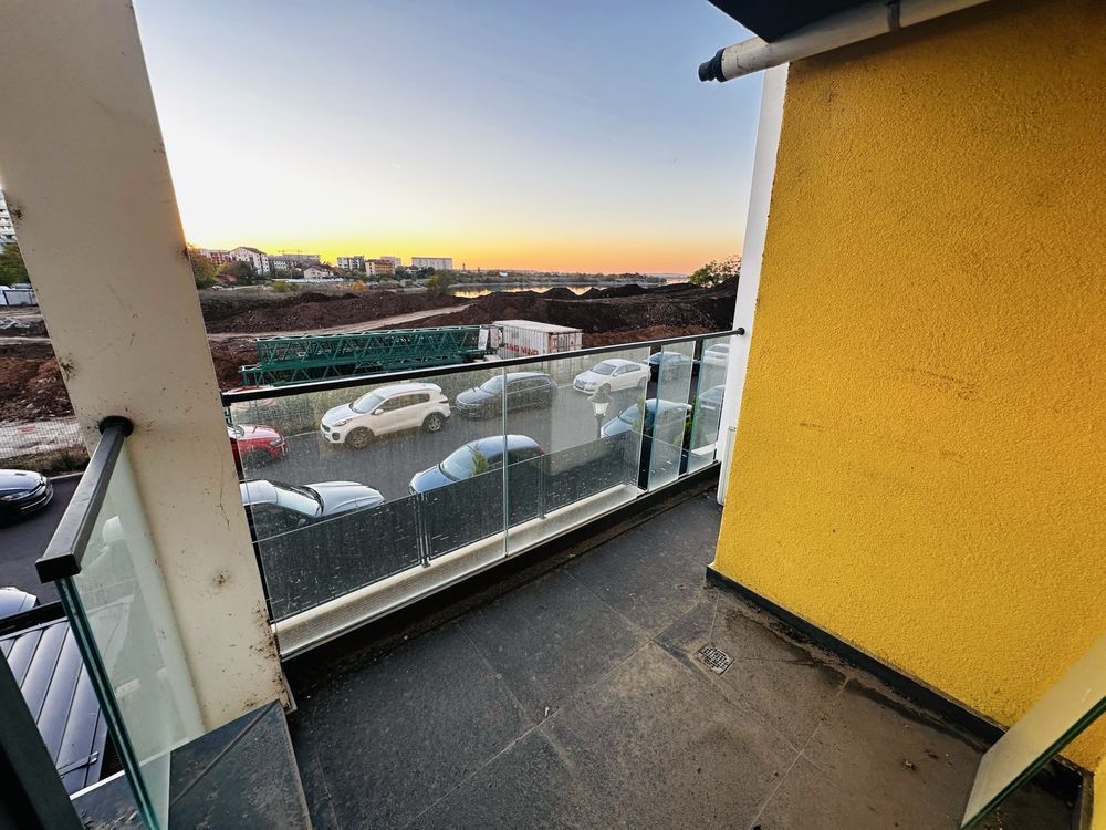 Apartament decomandat, 2 camere P Poenaru Grozavesti Lacul Morii