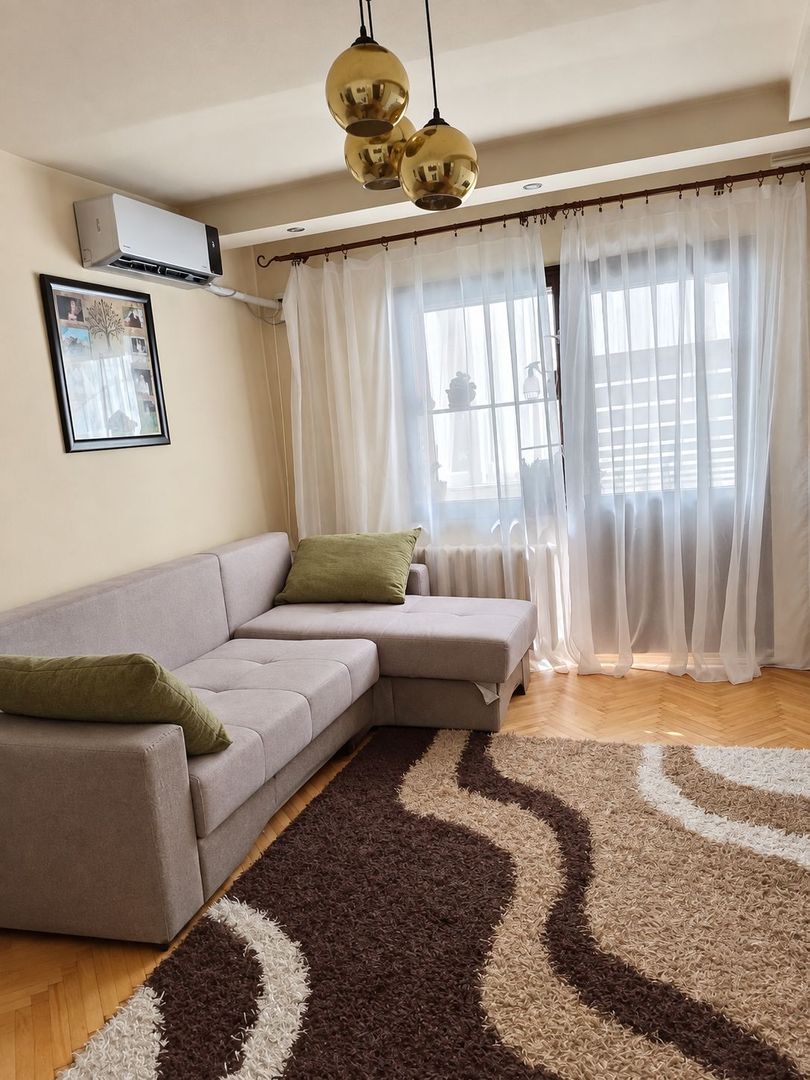 Apartament cu 3 camere, 65 mp, 2 băi și boxă | Zona Lipovei - imaginea 3