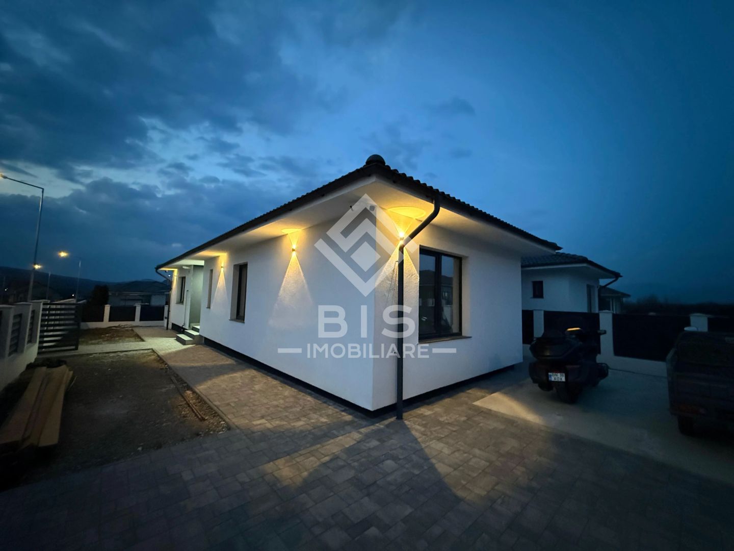 Duplex NOU  -  Premium Finisat si Utilat