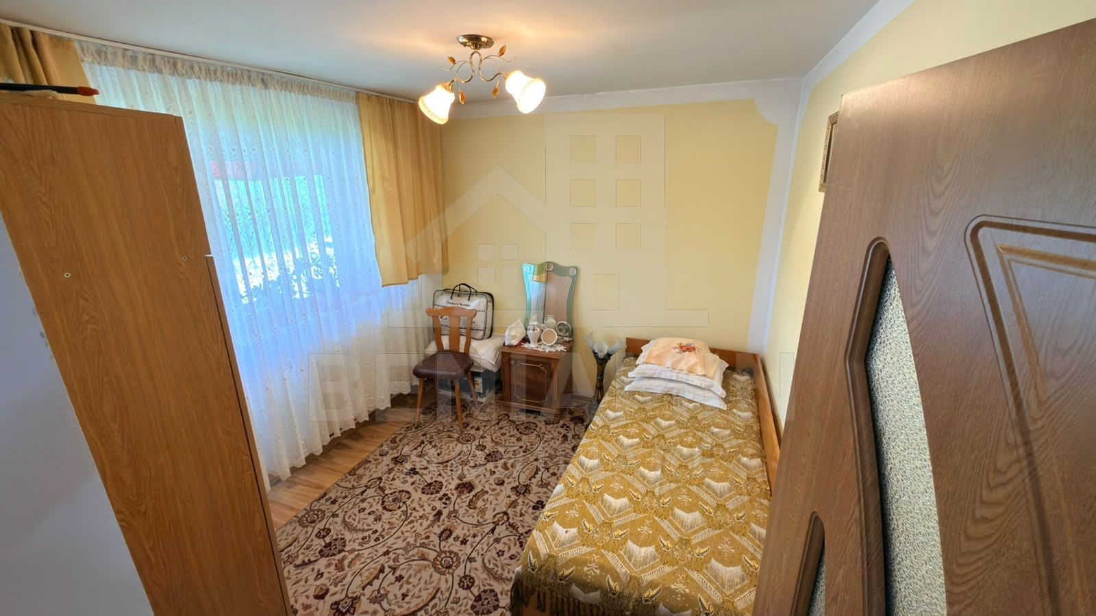De vanzare casa tip duplex Piata Chiriac 222mp - imaginea 8