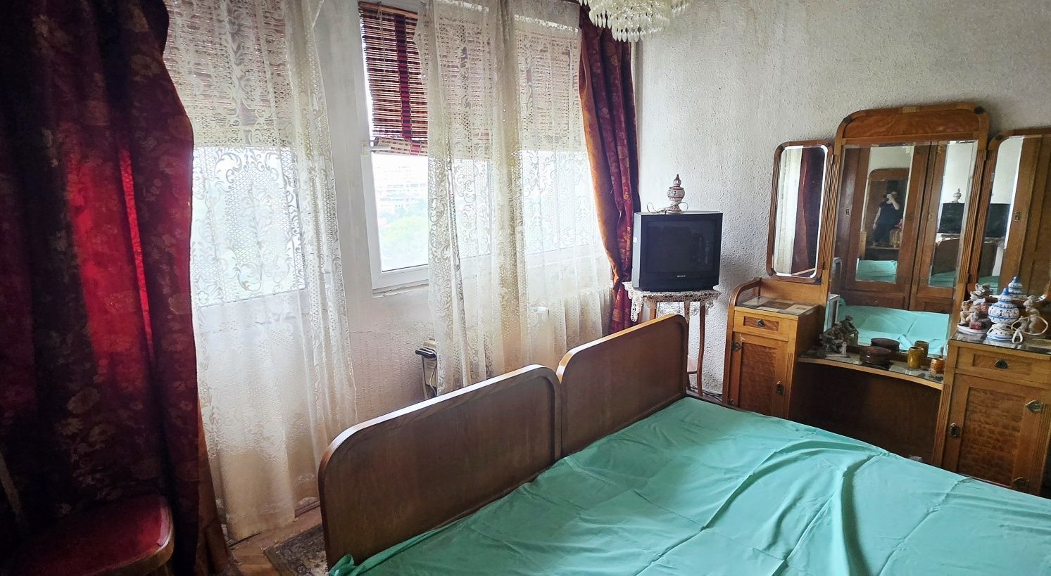 Vand apartament 3 camere - parc IOR