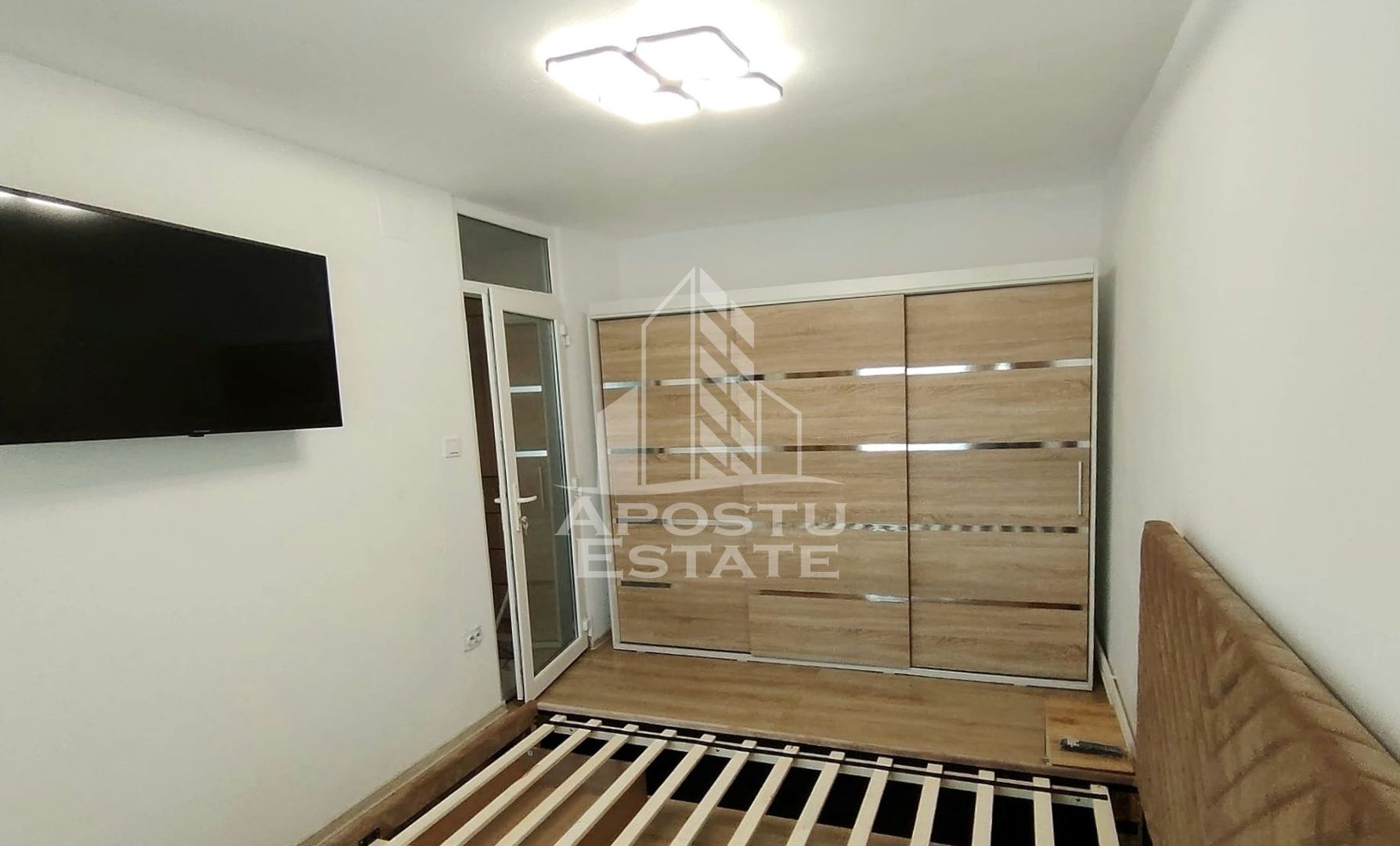 Apartament 3 camere,loc de parcare Micalaca - imaginea 3