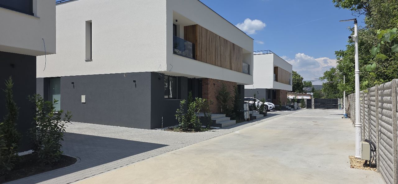 Giulesti  duplex P+1 4 camere de vanzare - imaginea 31