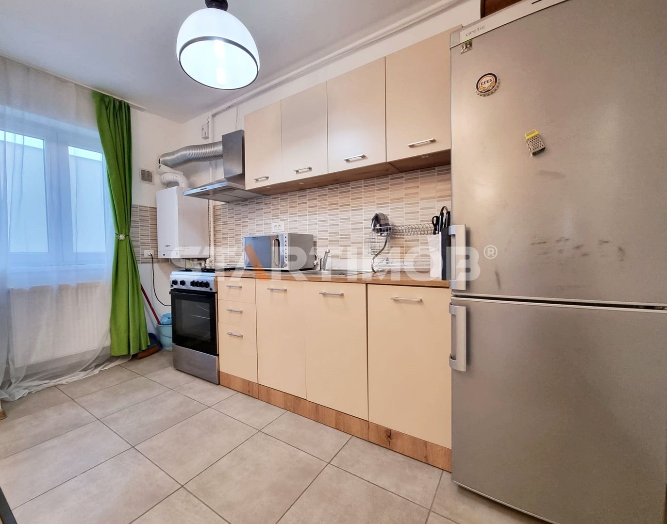 Apartament 2 camere mobilat zona Coresi