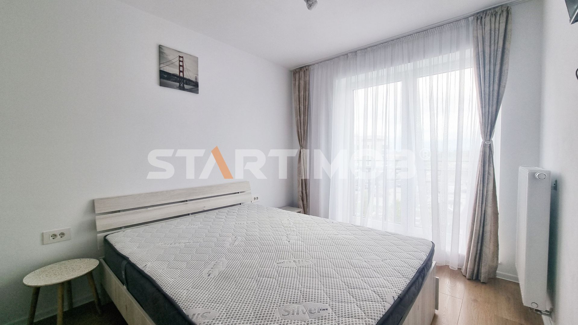 Apartament mobilat Coresi cu parcare si boxa