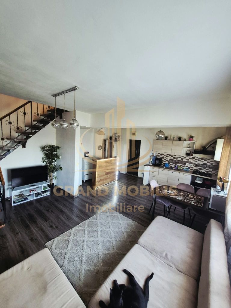 De vânzare apartament 3 camere 70mp - imaginea 3