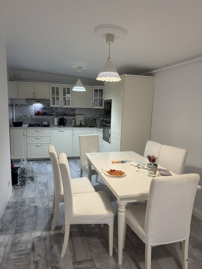 Vand apartament 3 camere in zona Aviatiei (parcare inclusa). - imaginea 4