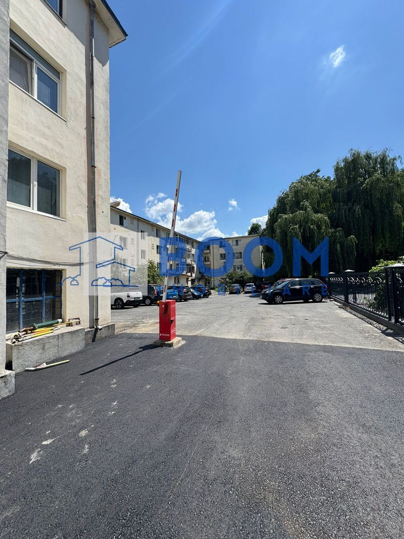 Apartament 3 Camere | Zona Ultracentrala | Etaj 1 - De RENOVAT - imaginea 4