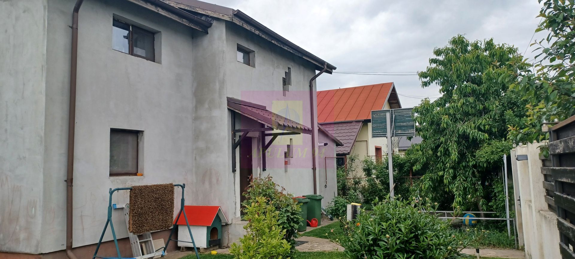 Săbăreni, casă 2011, P+M 4 camere + dependințe, curte 500 mp - imaginea 4