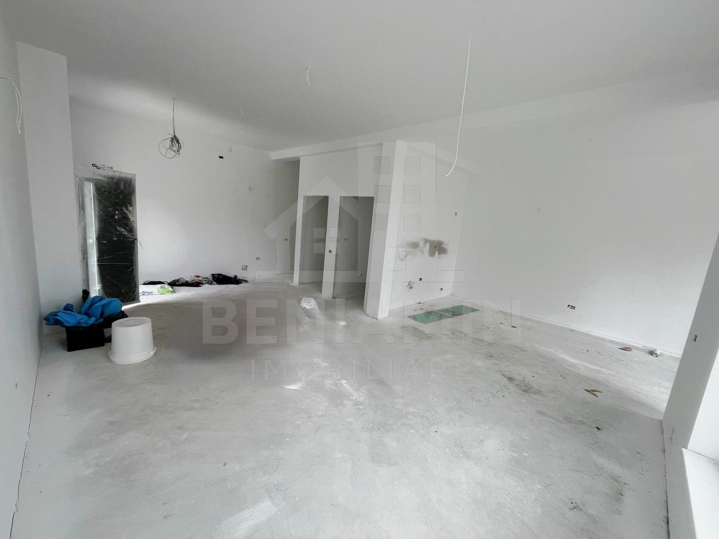 Casa Moderna P+1-Toate Utilitatile-140mp -3 Dormitoare-3Bai-Zona Ford - imaginea 4
