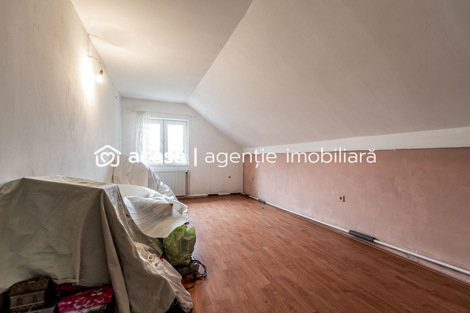 Imagine 13 - Casă 5 camere Aradul Nou Zona Tabacovici. Teren 360 mp și garaj