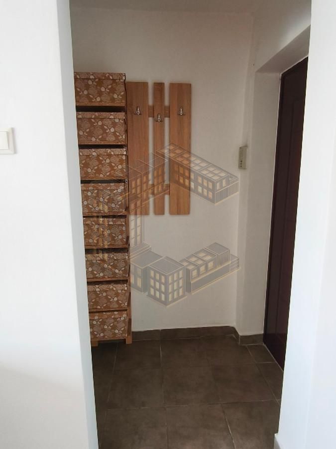 Apartament cu 2 camere, renovat, etaj intermediar, zona Complex - imaginea 9