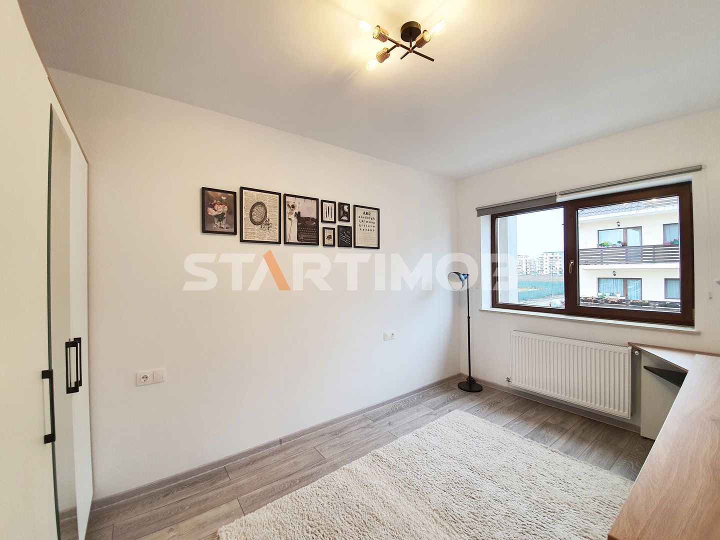 Apartament mobilat 3 camere cu parcare subterana