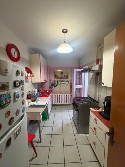 Apartament 4 camere rondul Bucur Obor - imaginea 4