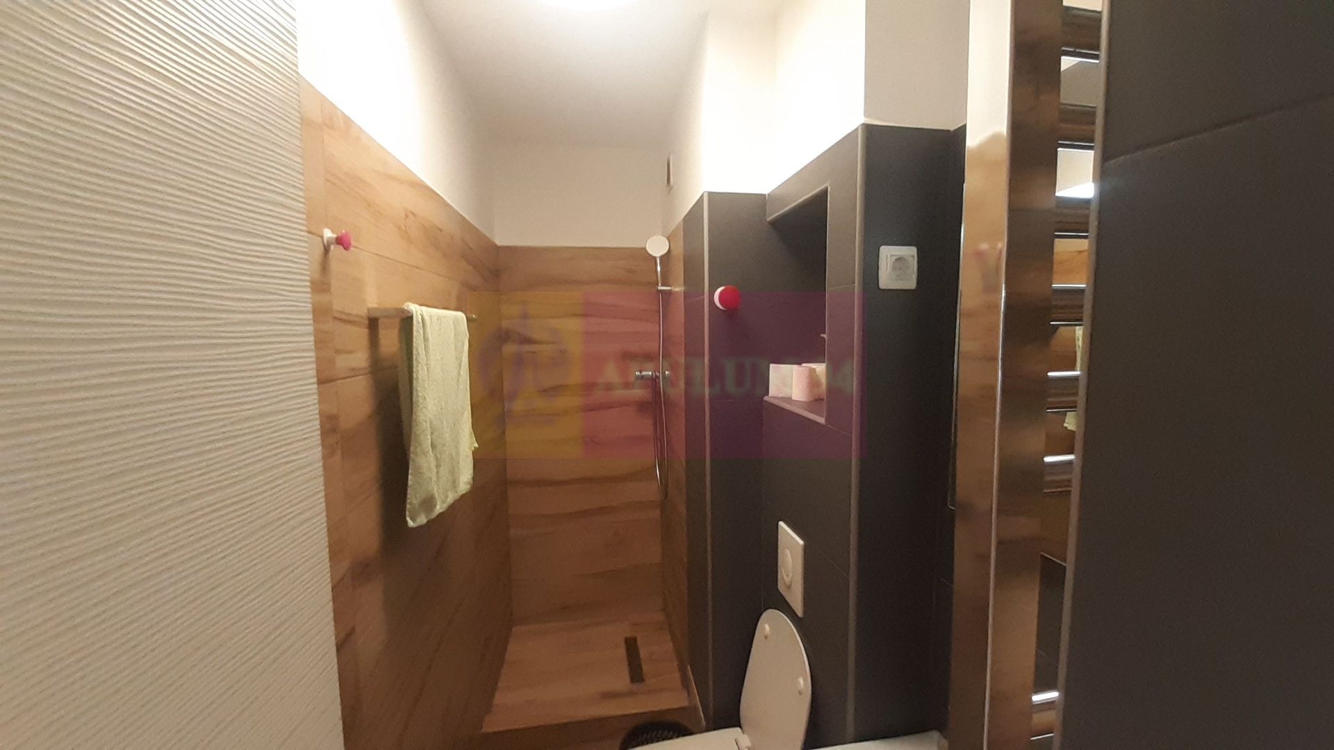 Apartament 3 Camere - Un Cămin Chic Ultracentral la Piața Romană