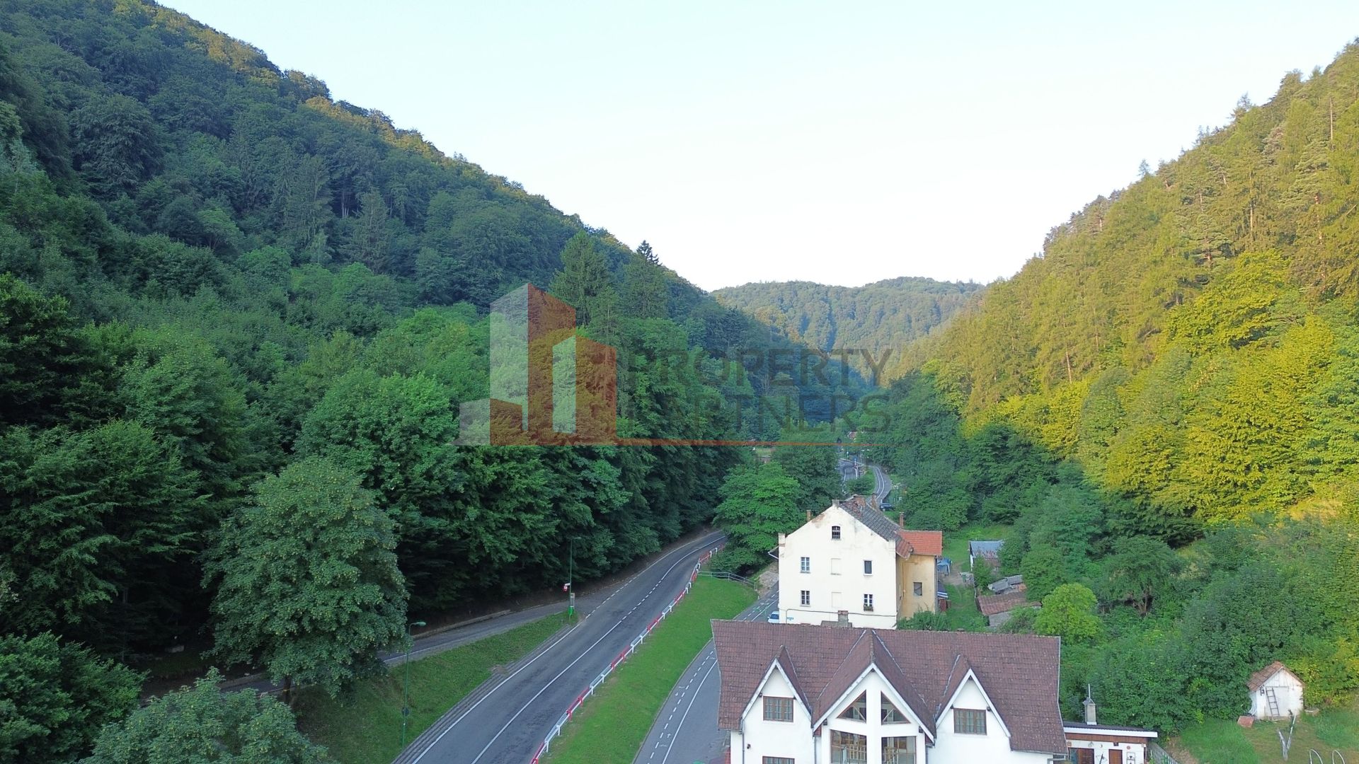 Teren Schei Brașovului – 1289 mp, zonă deosebită - imaginea 7