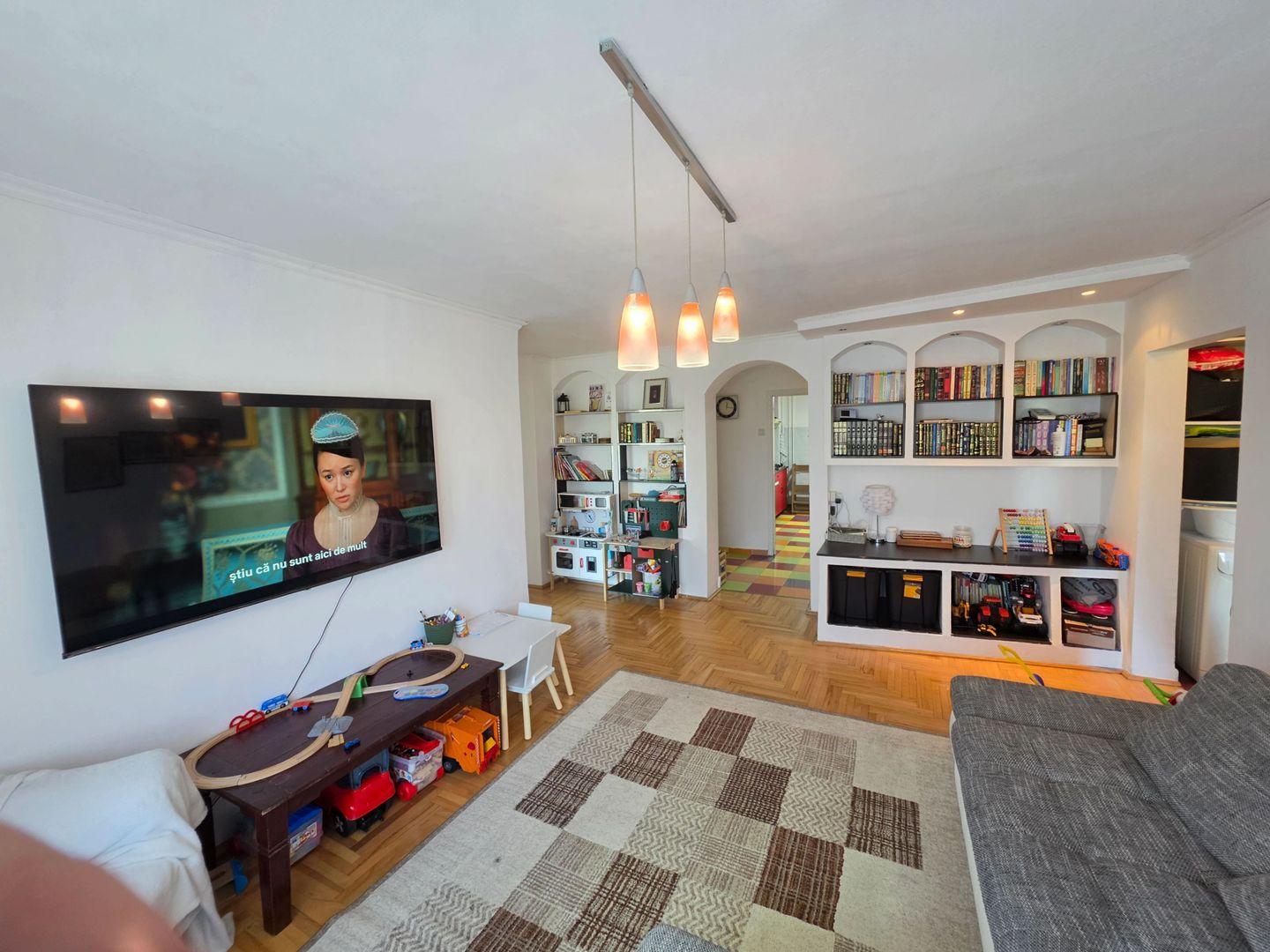 Vand apartament cu 4 camere aproape de centru - imaginea 7