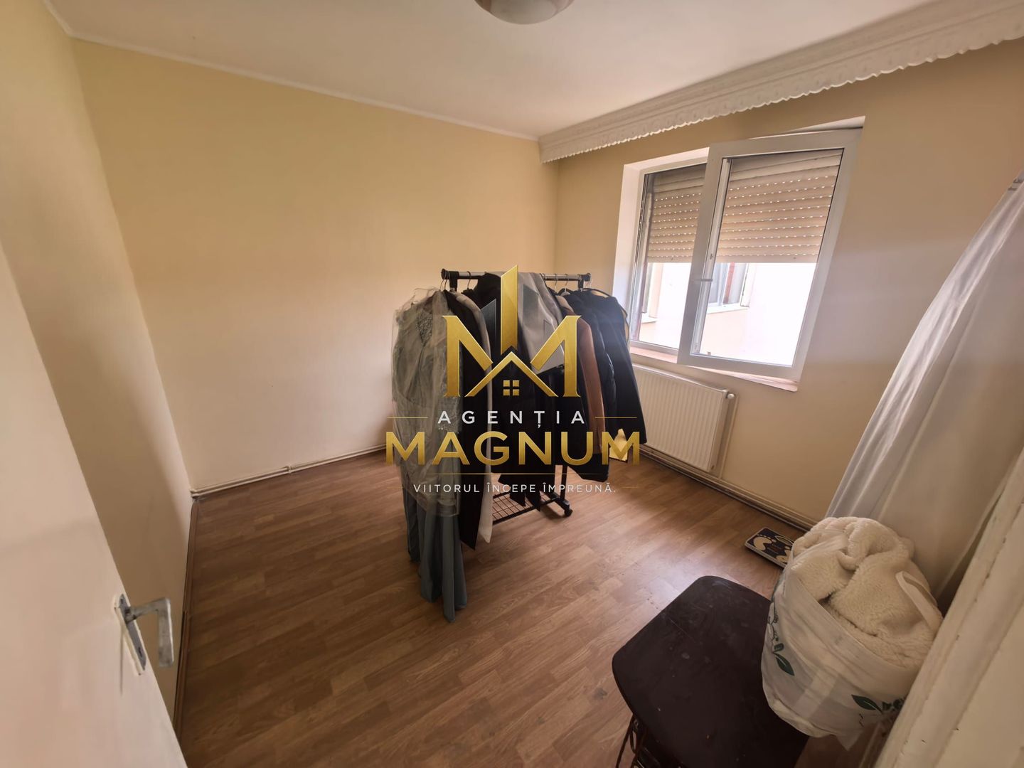 Apartament 3 camere de vânzare | Cuza Vodă | Zonă liniștită - imaginea 3