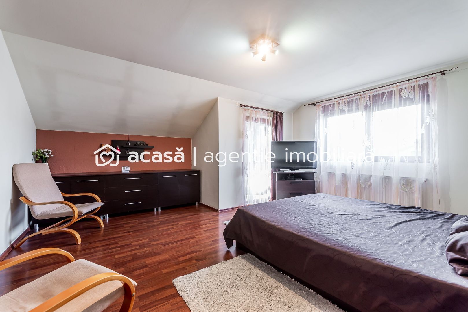 Imagine 9 - VILĂ MODERNĂ CU PISCINĂ, SAUNĂ- COMISION 0% – ARADUL NOU