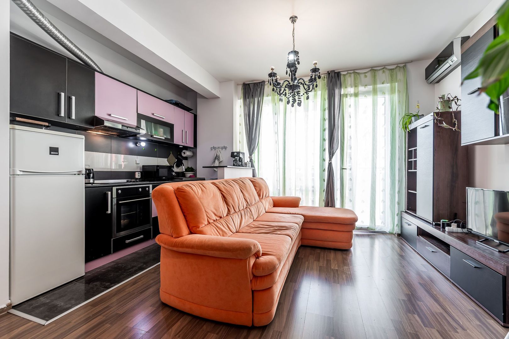 Imagine 2 - REZERVAT! Apartament 2 camere ARED UTA cu balcon 16 mp - COMISION 0