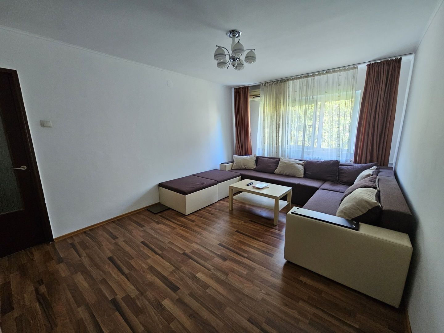 De inchiriat apartament 3 camre 2 bai zona Lujerului/Gorjului