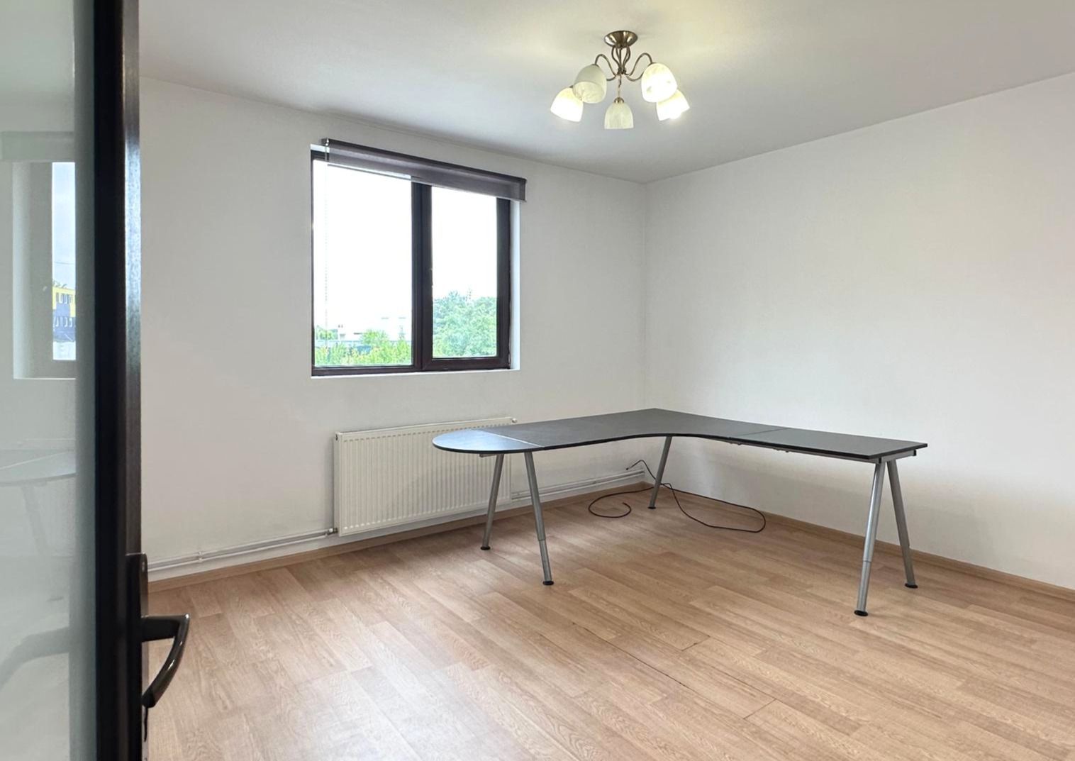Inchiriere casă complet renovată cu 4 camere  Băneasa, Sector 1 - imaginea 13