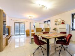 Apartament ultracentral în bloc nou, 2 camere cu terasa proprie