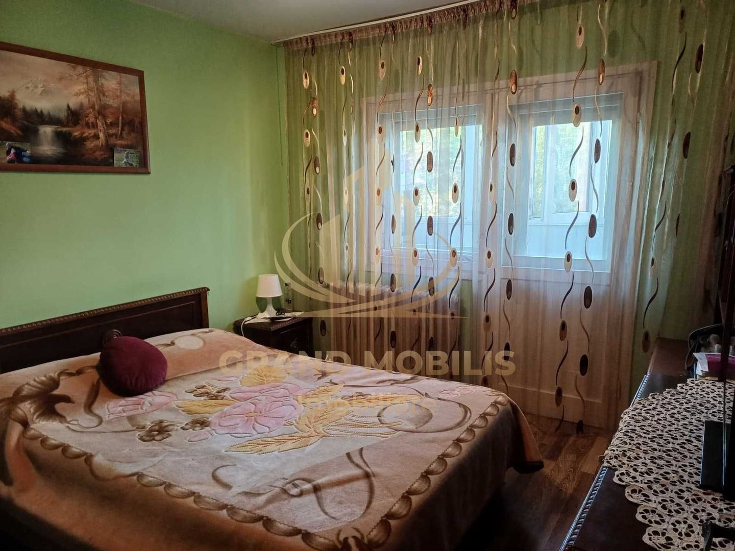 Vand apartament 3 camere doua bai, doua balcoane - imaginea 3