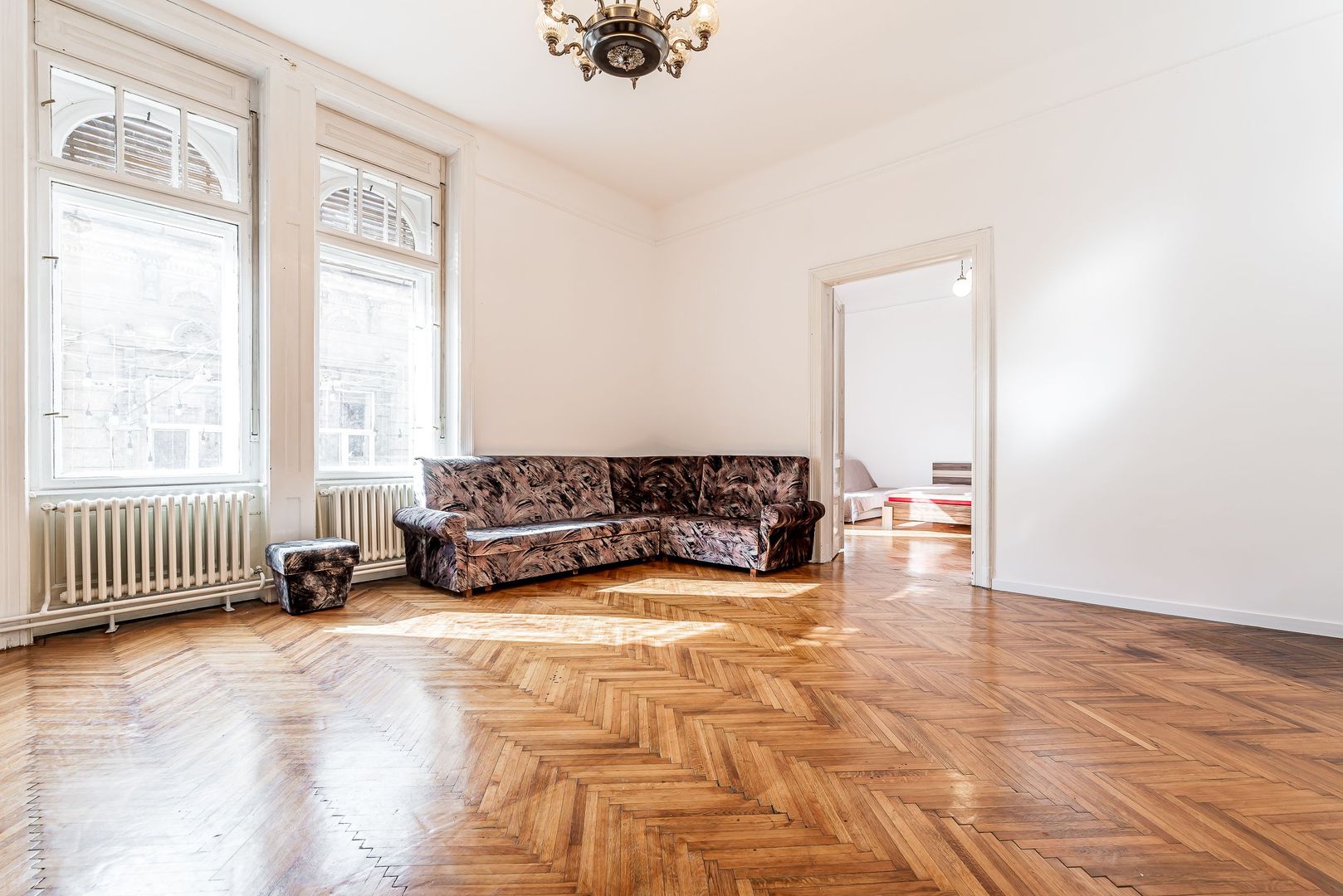 Imagine 2 - Apartament spațios cu 2 camere, situat pe strada Mețianu