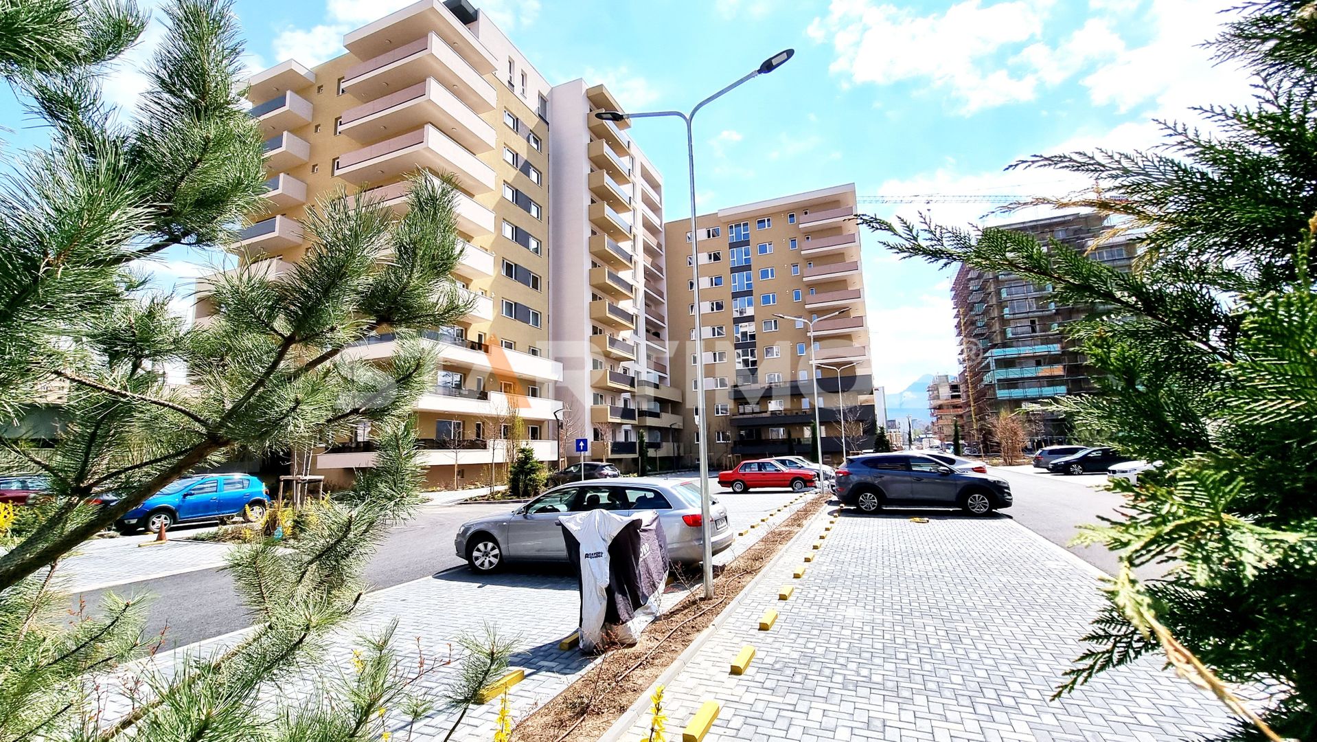 Apartament 3 camere  Urban Plaza cu parcare si boxa