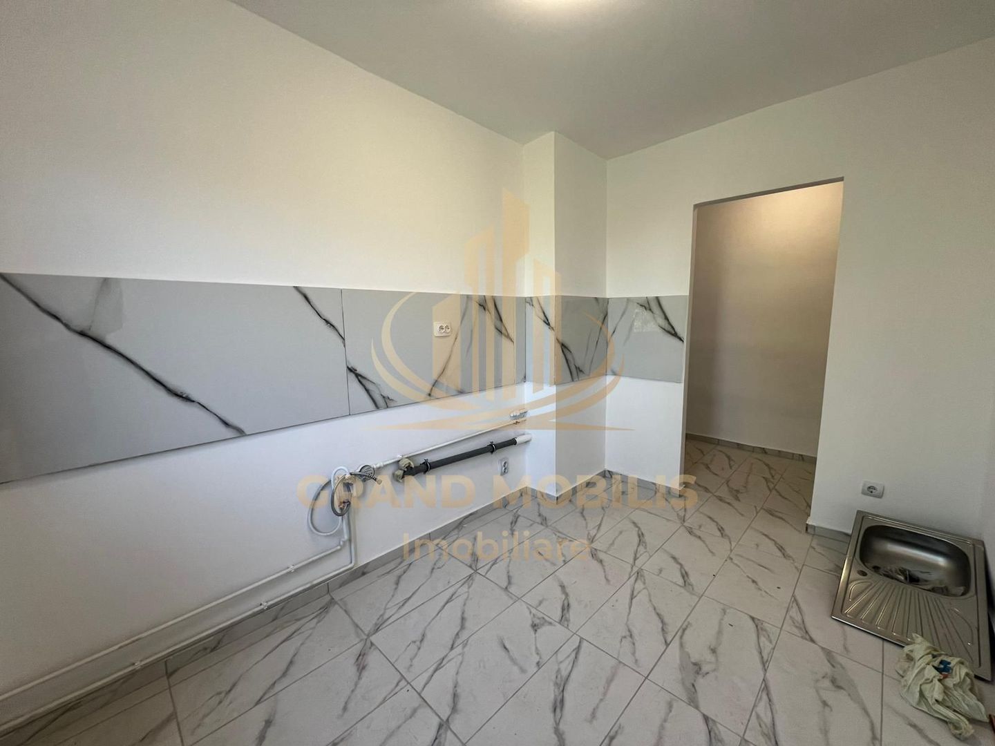 Ap 2 cam| Renovat integral | Etaj Intermediar | Shopping City | Turist - imaginea 4