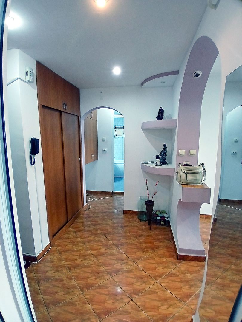 Apartament cu 2 camere, 53 mp, etaj 3 – priveliște deosebită - imaginea 7