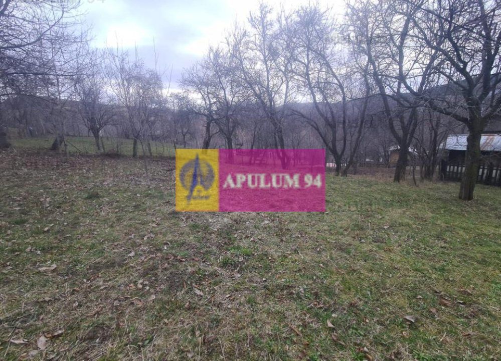 Teren de vanzare in Comarnic (zona Poiana)