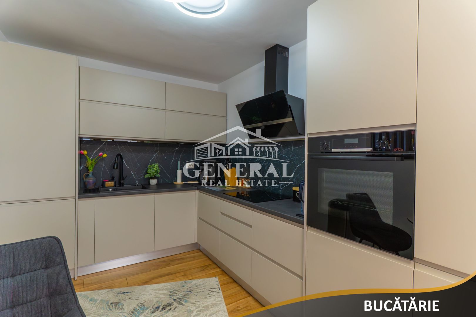 Casa de vanzare zona centrala in Baia Mare 200m2 casa si 420 teren - imaginea 7