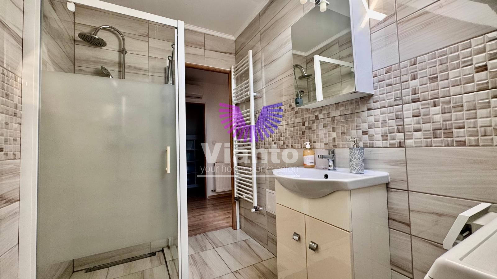 Apartament 3 camere mobilat si utilat compet - Zona sub-Arini - Calea Poplacii