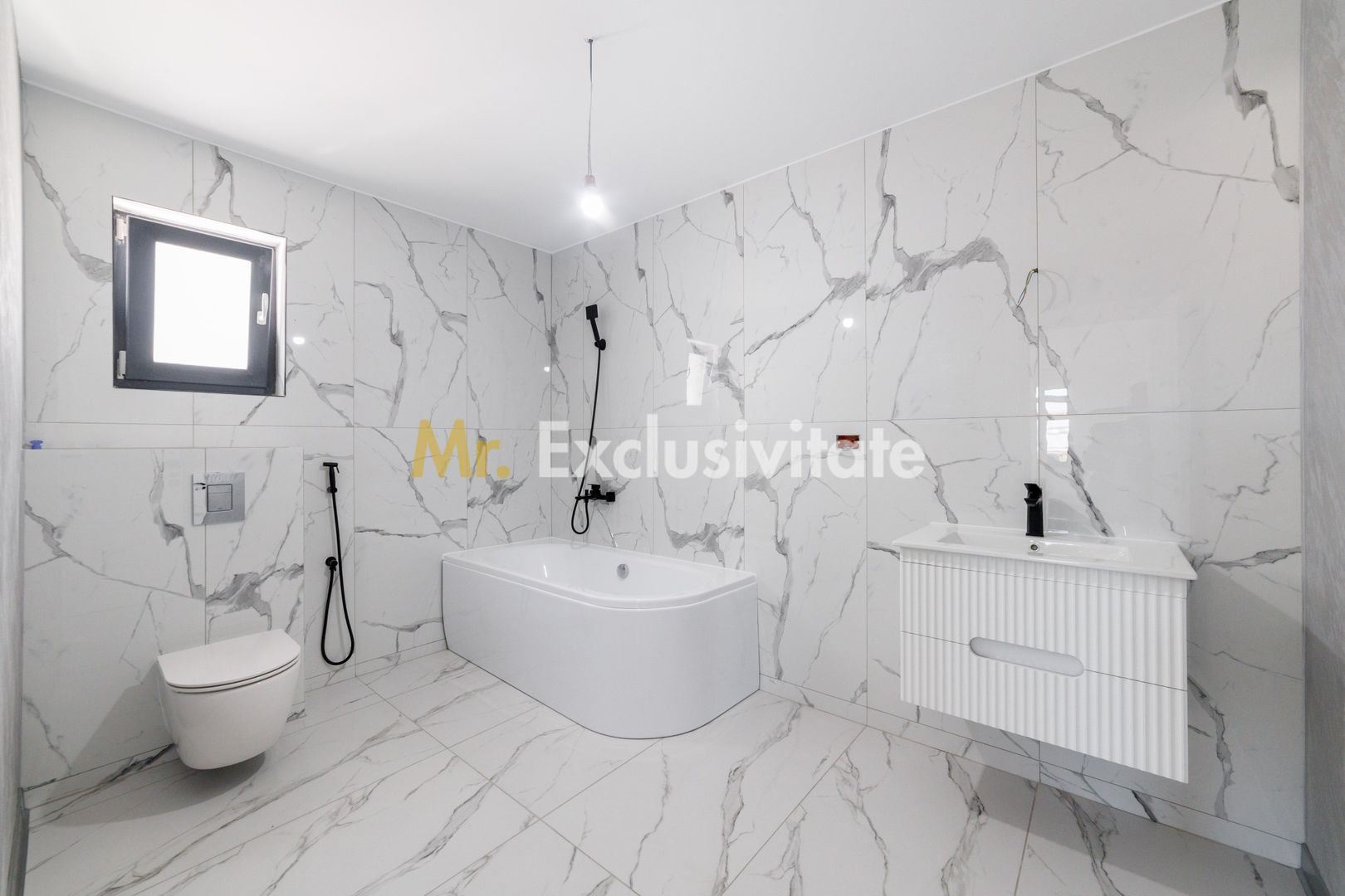 Casa noua P+1, 4 camere,  118 mp utili, Geamana, Bradu, AG - imaginea 9