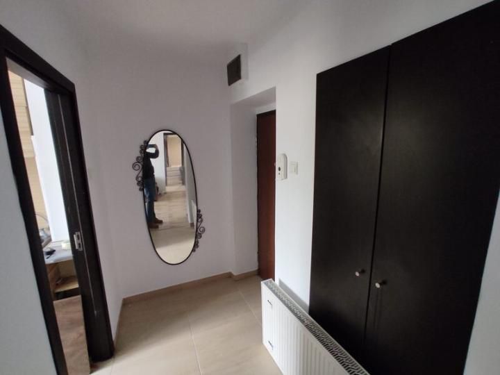 Vand apartament bun la 2 minute de metrou Costin Georgian! - imaginea 4