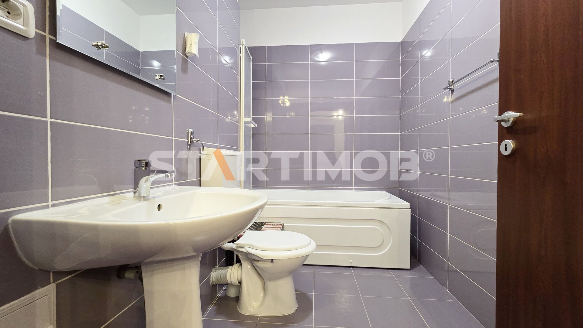Apartament mobilat Alphaville cu parcare acoperita