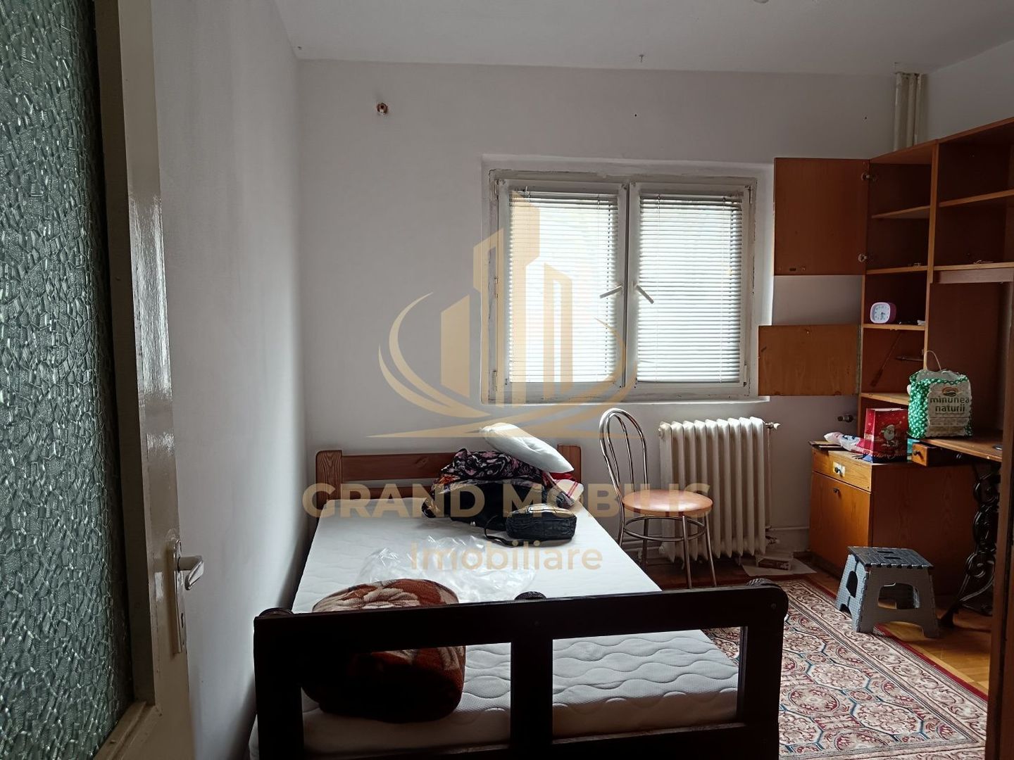 Apartament 4 camere, 3 dormitoare, 2 băi, 2 balcoane, etaj 1, Dâmboviț - imaginea 3