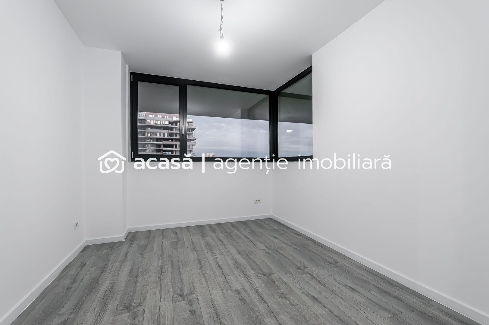 Imagine 6 - Apartament 2 camere în XCity Towers Timișoara – Parcare inclusă