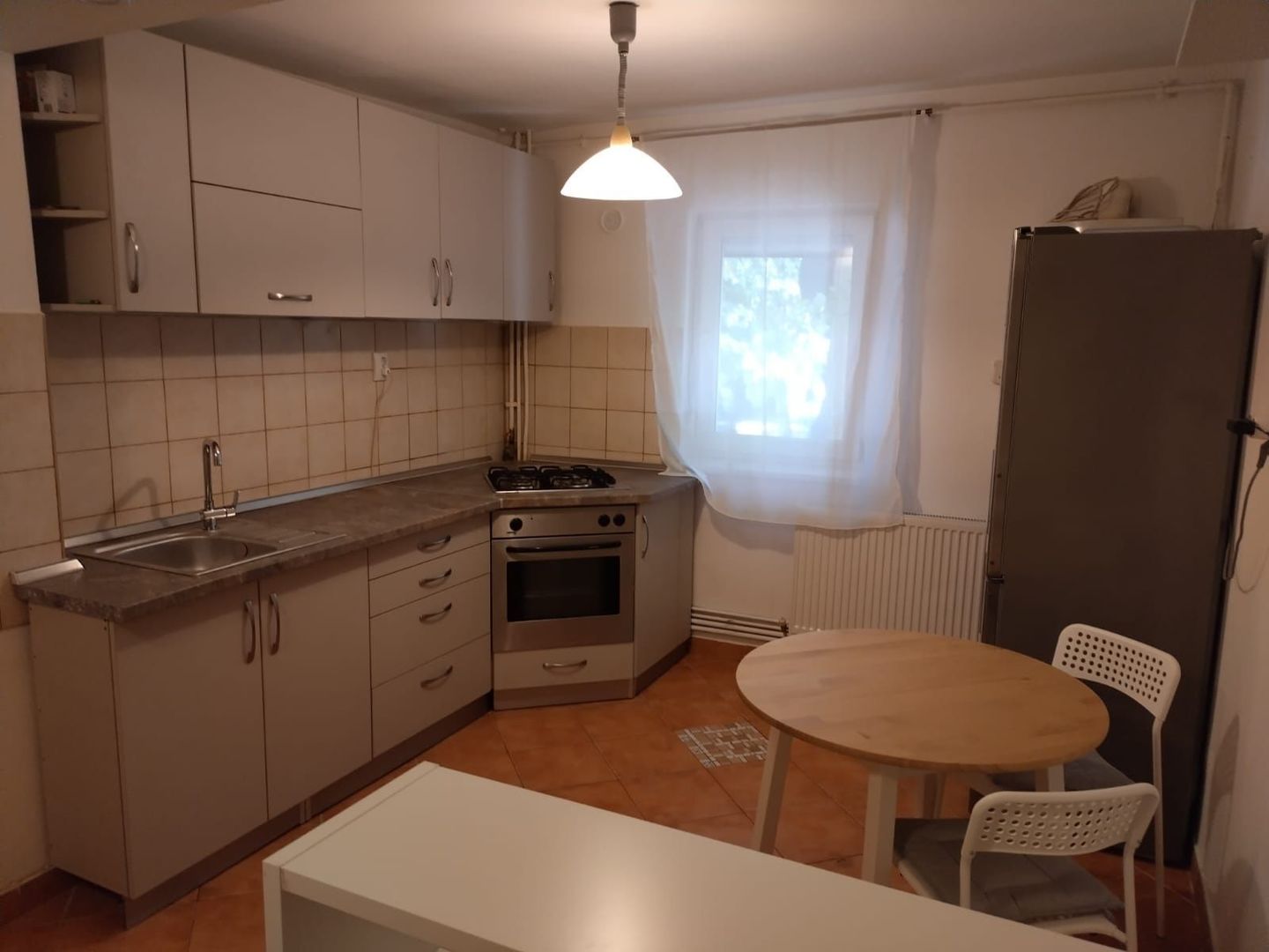 Inchiriez apartament 2 camere Lipovei - imaginea 3